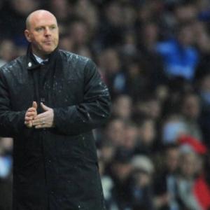 Singh apologies to Kean and Pedersen after jibes