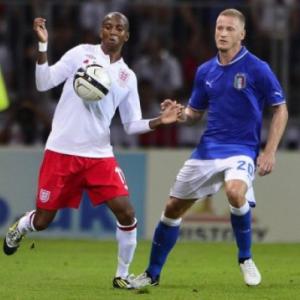 Ferguson angry with FA over Young injury