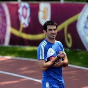 Fulham sign Greece captain Karagounis