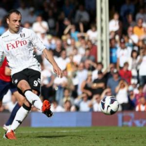Berbatov at the double as Fulham beat Baggies