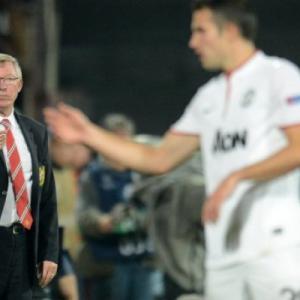 Fergie demands United show of defiance
