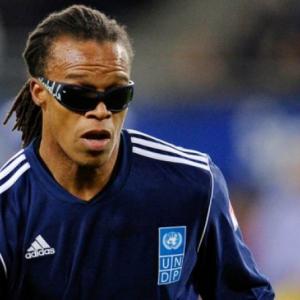 Davids stung on Bees debut