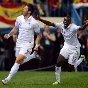 Giroud earns France a late draw in Spain