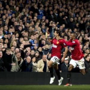 Drama and disgust as United beat nine-man Chelsea