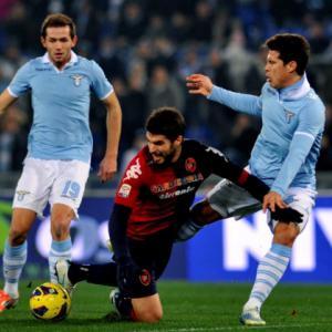 Lazio on defensive as monkey chants reported