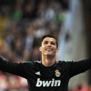 Cristiano Ronaldo plays second fiddle to Lionel Messi
