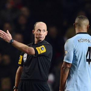 City will appeal Kompany red card, says Mancini