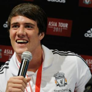 Kelly signs new Liverpool contract