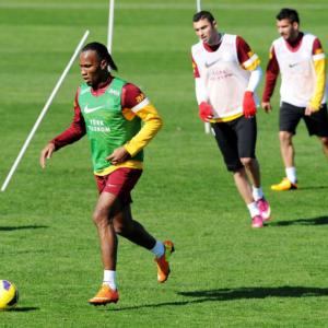 Drogba marks Galatasaray debut with goal