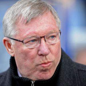 Ferguson warns United squad to stay on their toes