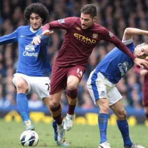 Ten-man Everton leave City title hopes in tatters