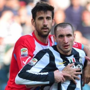 Injured Giorgio Chiellini out of Italy squad for Brazil