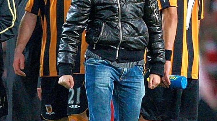 Exclusive Fa Clear Nal Skipper Cesc Over Hull City Spitting Row
