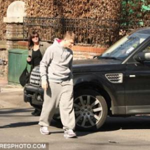 Arshavin reveals London is driving him mad... Arsenal star in car crash