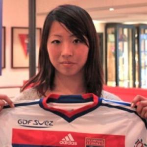 Japan woman college striker heading to Lyon