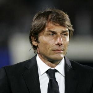 Juve and Udinese slip to hand Milan advantage