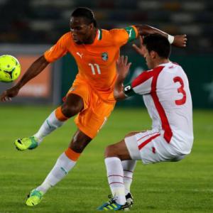 Kalou, Drogba score as Tiote red carded