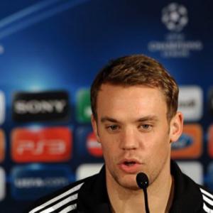 Bayern are under pressure, admits Neuer