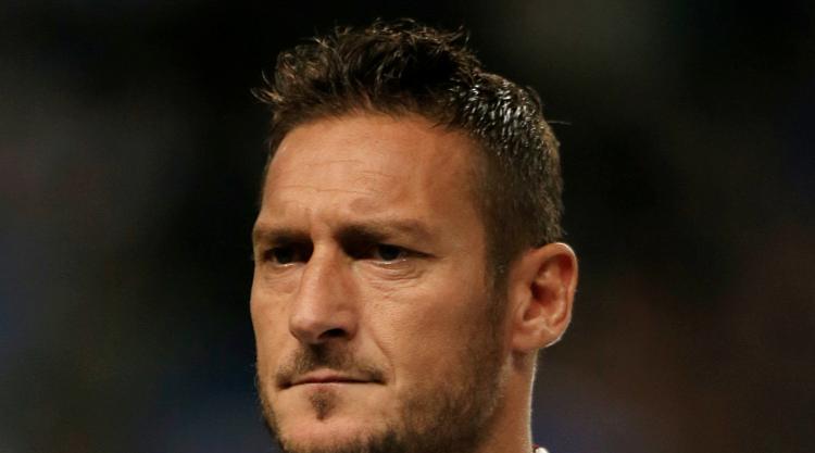 Francesco Totti sees Roma put on a show despite stunning Edin Dzeko miss